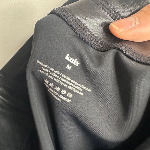 Knix | High Rise Contour Waist Legging in Black Sz Medium - Picture 3 of 9